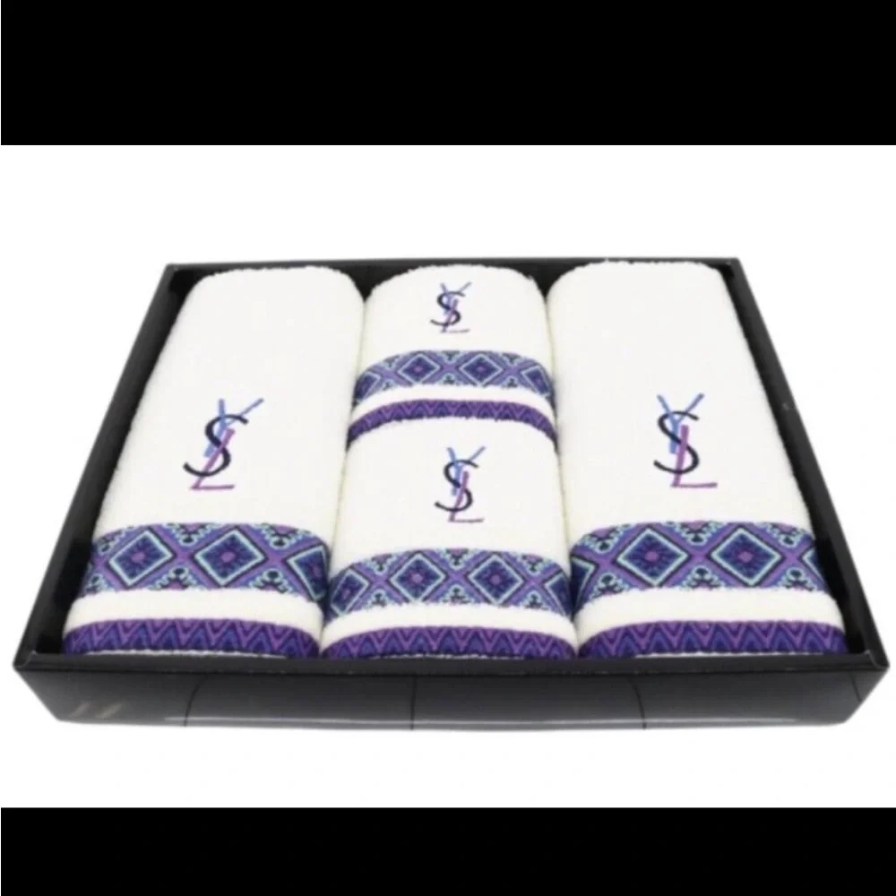YSL Yves Saint Laurent White Multicolor Towel Set
